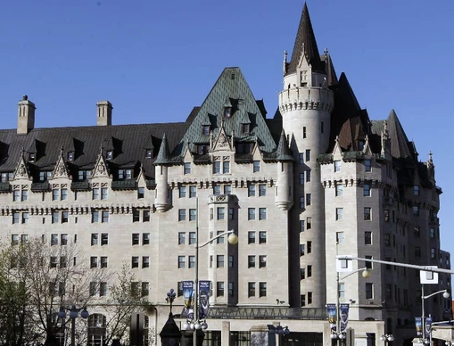 El Fairmont Château Laurier de Ottawa, incluido en la compra de una cadena hotelera de 3.000 millones de dólares