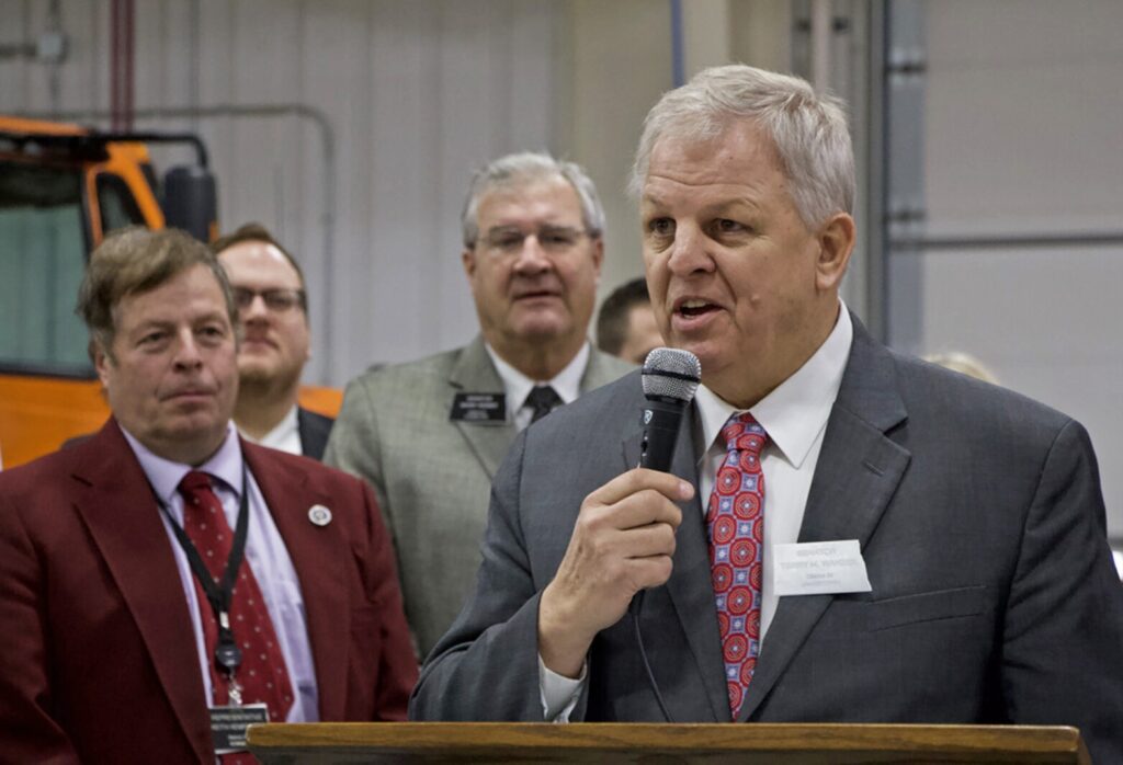 Financiación para proyectos turísticos de Dakota del Norte recortada después de la reprimenda del parque temático Buffalo - InForum