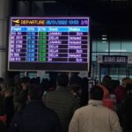 Aerolínea deja varado a grupo de turistas en aeropuerto de Srinagar