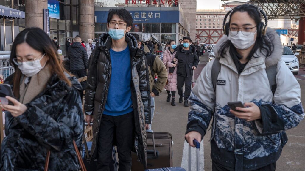 China dice que su turismo interno ha vuelto a los niveles previos a la pandemia