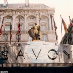 Los jefes del hotel The Savoy y la cadena de pubs Greene King se unieron a los llamados para eliminar el impuesto, diciendo que recuperar las compras libres de IVA los ayudaría a volver a su gloria anterior a la pandemia.