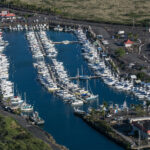 Turista de Hawái lee mal el GPS y conduce una furgoneta al puerto