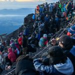 Monte Fuji: cómo el símbolo sagrado de Japón sucumbió al sobreturismo