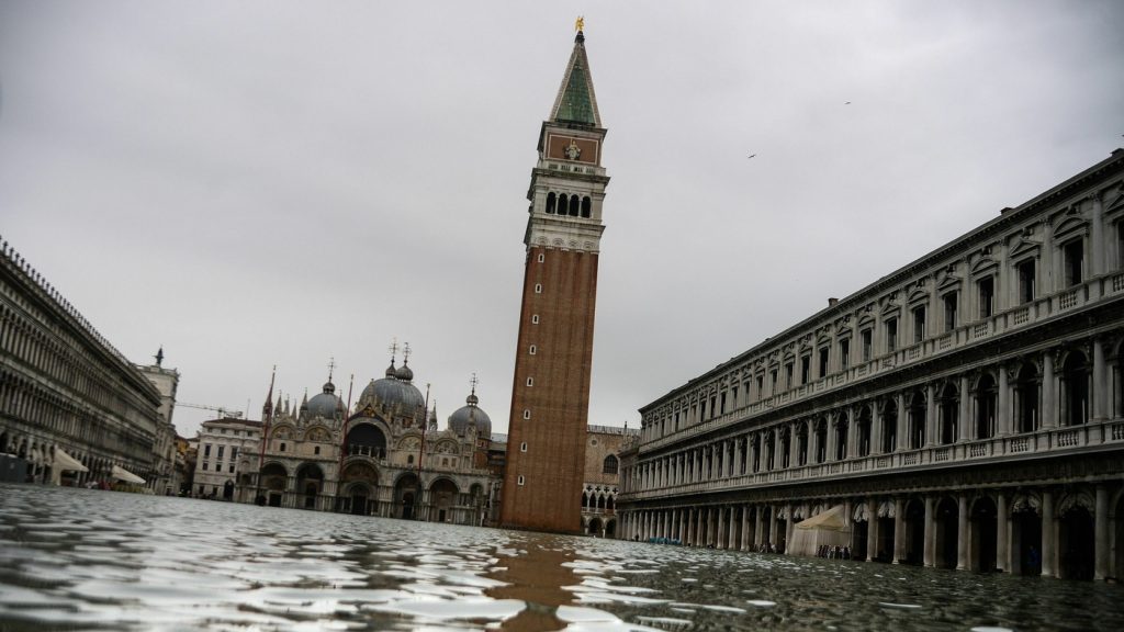 La UNESCO recomienda agregar Venecia a la lista de sitios del Patrimonio Mundial en Peligro: NPR