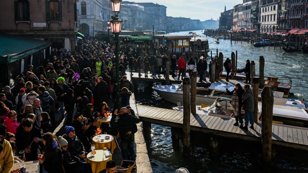 Venecia da luz verde a la 'experiencia' de entradas para turistas