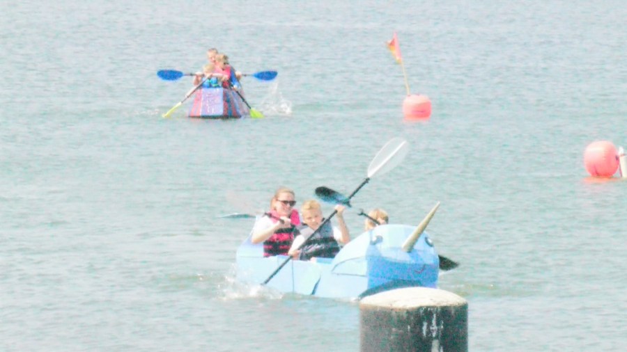 barcos de cartón_1534630628955.jpg.jpg