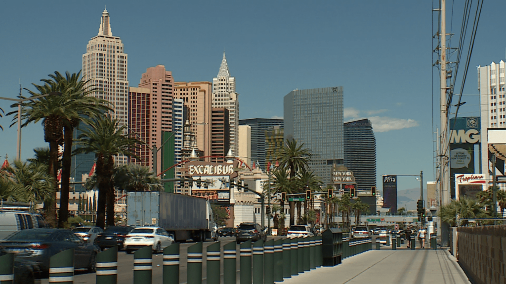 "El mensaje detrás de escena es que es caótico", un experto en viajes de Las Vegas compartió su visión sobre el impacto del ataque al hotel en el turismo.