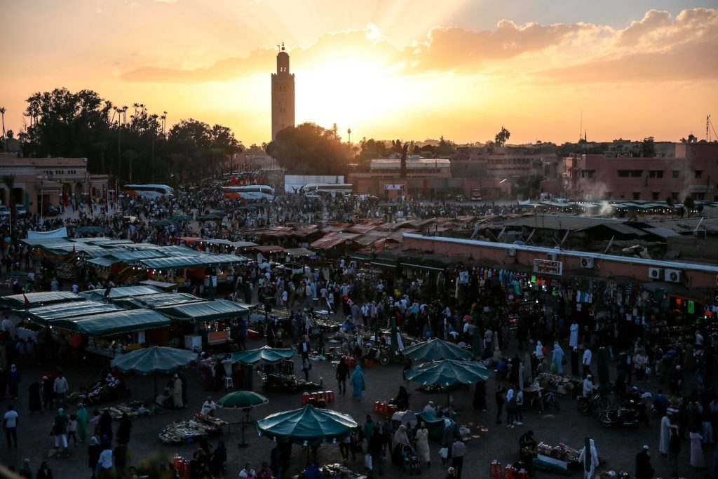 El terremoto podría cortar el sustento de los pueblos de montaña de Marruecos a medida que disminuye el turismo.