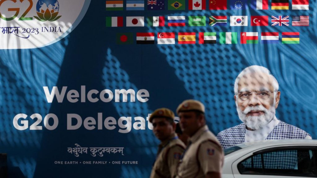 La policía turística está desplegada en lugares importantes de Delhi para ayudar a los delegados del G-20.