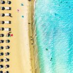 Lo que hay que saber sobre la 'rebelión de las toallas de playa' que recupera las playas griegas