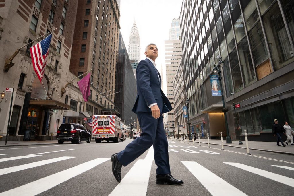 Sadiq Khan viaja a Nueva York para asistir a la cumbre climática de Estados Unidos y reunirse con el príncipe William