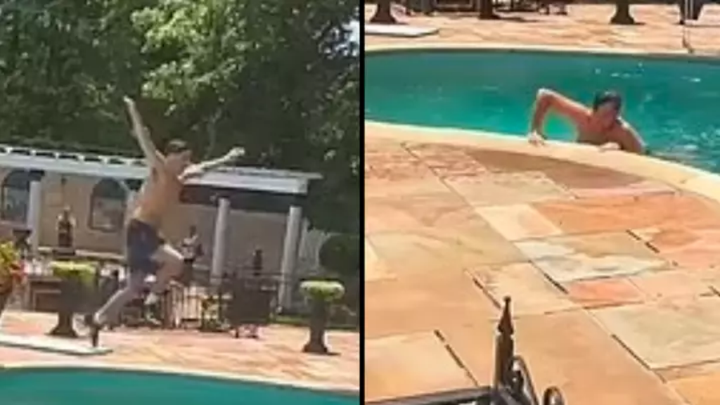 Turista 'irrespetuoso' salta a la piscina de Elvis en Graceland