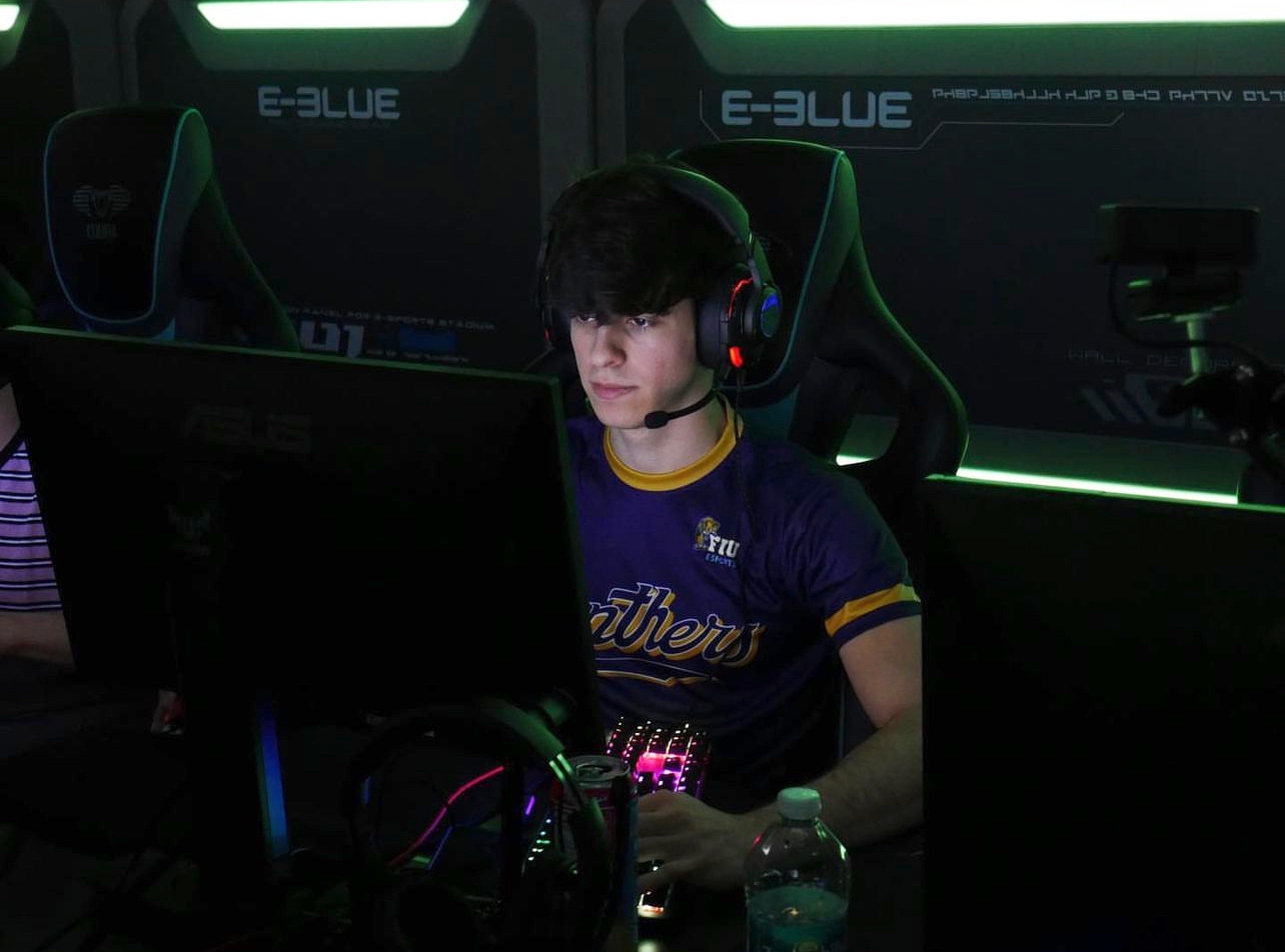 compañero-de-equipo-de-esports.jpg