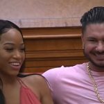 Paulie D comparte un estado civil con Nikki.