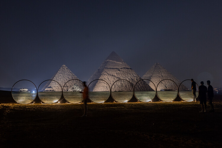 Art de Egypt inaugura la exposición 'Forever is Now' en la Gran Pirámide de Giza en El Cairo - Imagen 8 de 19