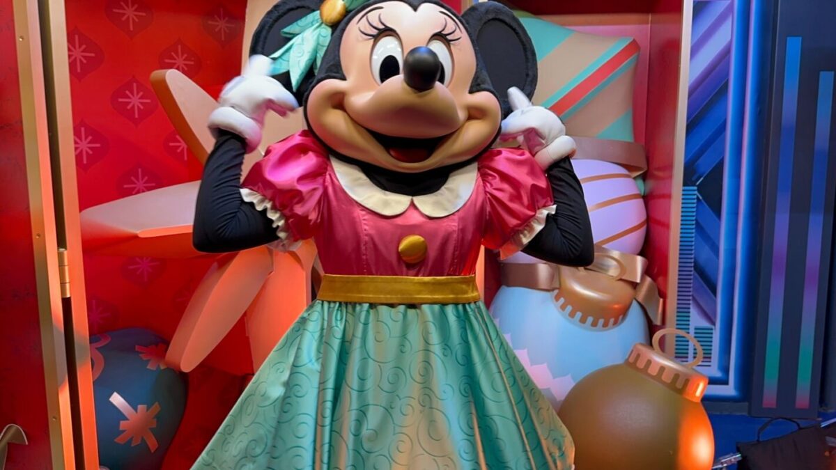 DHS Jollywood Nights conoce y saluda a Mini 4.