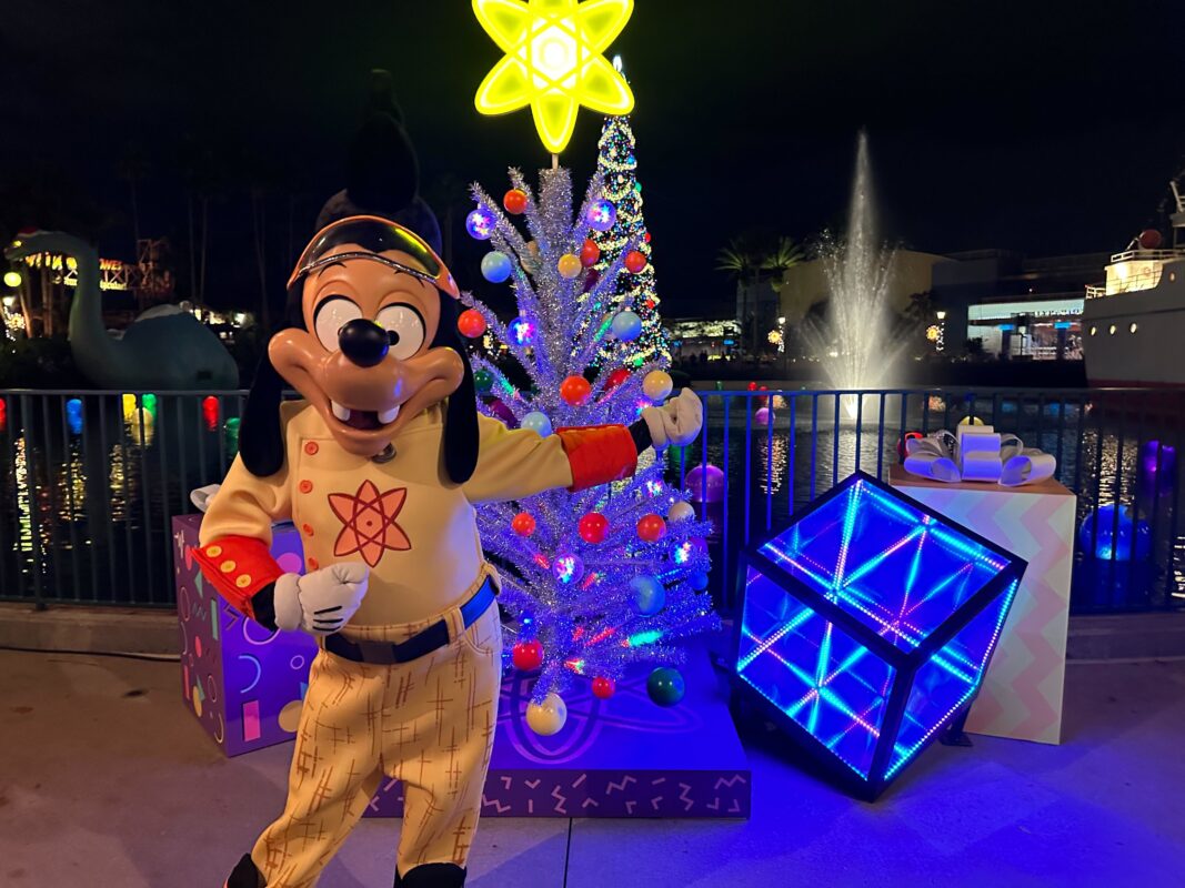 DHS Jollywood Nights conoce y saluda a Powerline Max 2