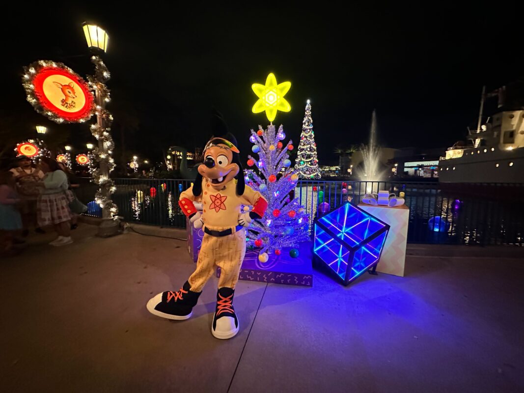 Conozca y salude a DHS Jollywood Knights Powerline Max 4