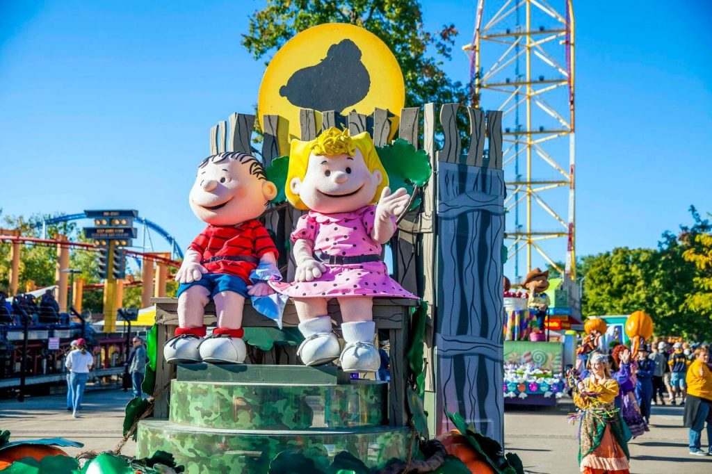 Esto es lo que debe saber sobre la fusión de Cedar Fair Six Flags, desde atracciones de Batman hasta posibles cambios de nombre