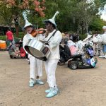 Fotos y vídeo: Merry Menagerie regresa a Disney’s Animal Kingdom para la temporada navideña de 2023