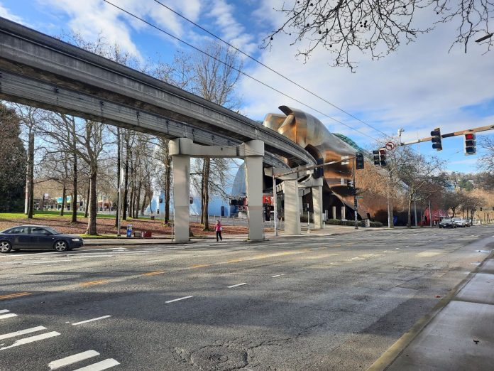 Un reemplazo para New South Lake Union Station podría retrasar varios años la apertura de Ballard Link.