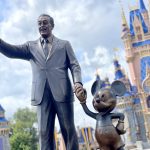 Un aumento gradual en la inversión en los parques de Disney durante los próximos 10 años y luego un «aumento»