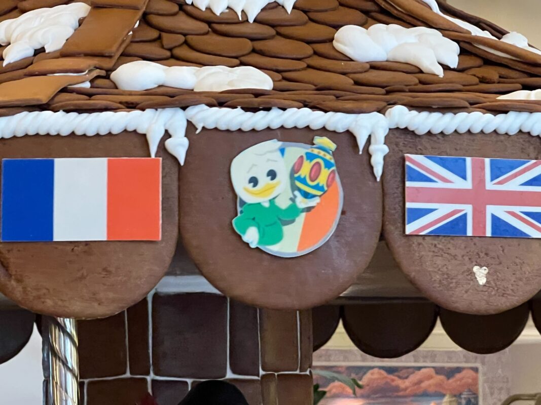 carrusel de pan de jengibre de ducktales 2023 1089