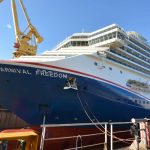 El barco Carnival regresa a puerto base con una nueva apariencia