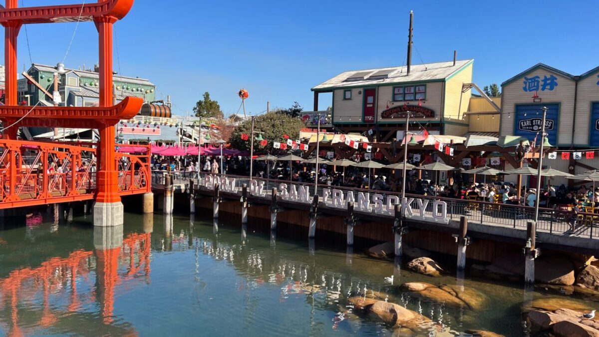 FOTOS: El puerto de San Francisco finalmente se instala en Disney California Adventure 4 Signo del puerto de San Francisco