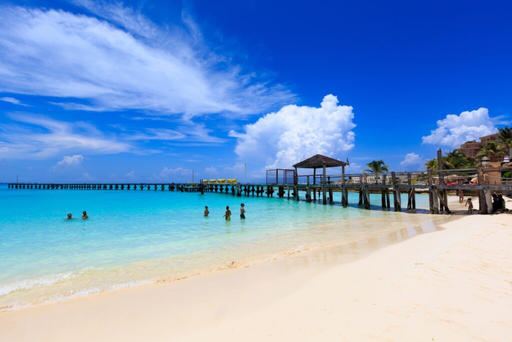 Por qué casi la mitad de los turistas de México vienen a Cancún.