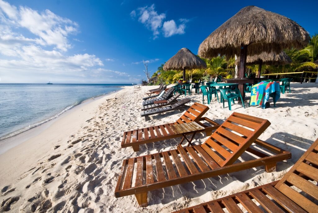 Esta hermosa isla cerca de Cancún es oficialmente el pueblo mágico más nuevo del Caribe mexicano.