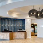 El Delta Hotel by Marriott reabre después de una renovación de $6 millones.