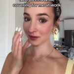Mi gemelo idéntico me reemplazó en el trabajo para que pudiera escaparme de vacaciones, pero nos pillaron publicando sobre ello en TikTok.
