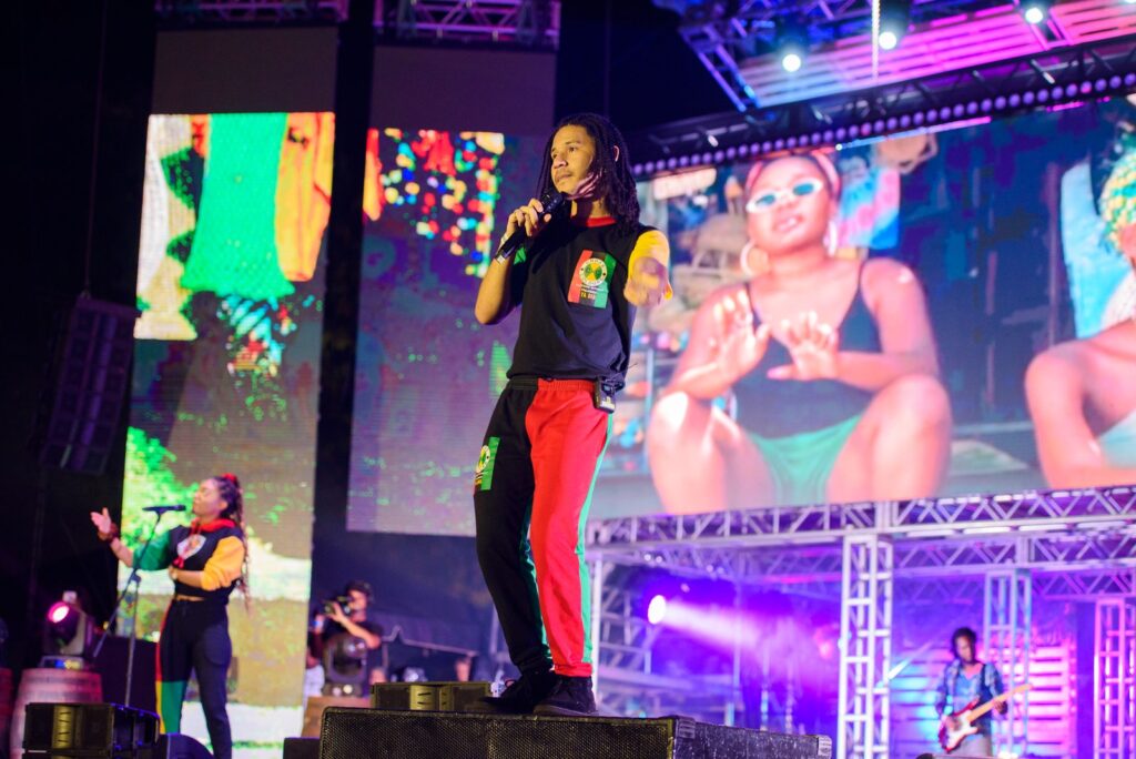 Una guía de Jamaica para amantes de la música, según 5 artistas locales emergentes