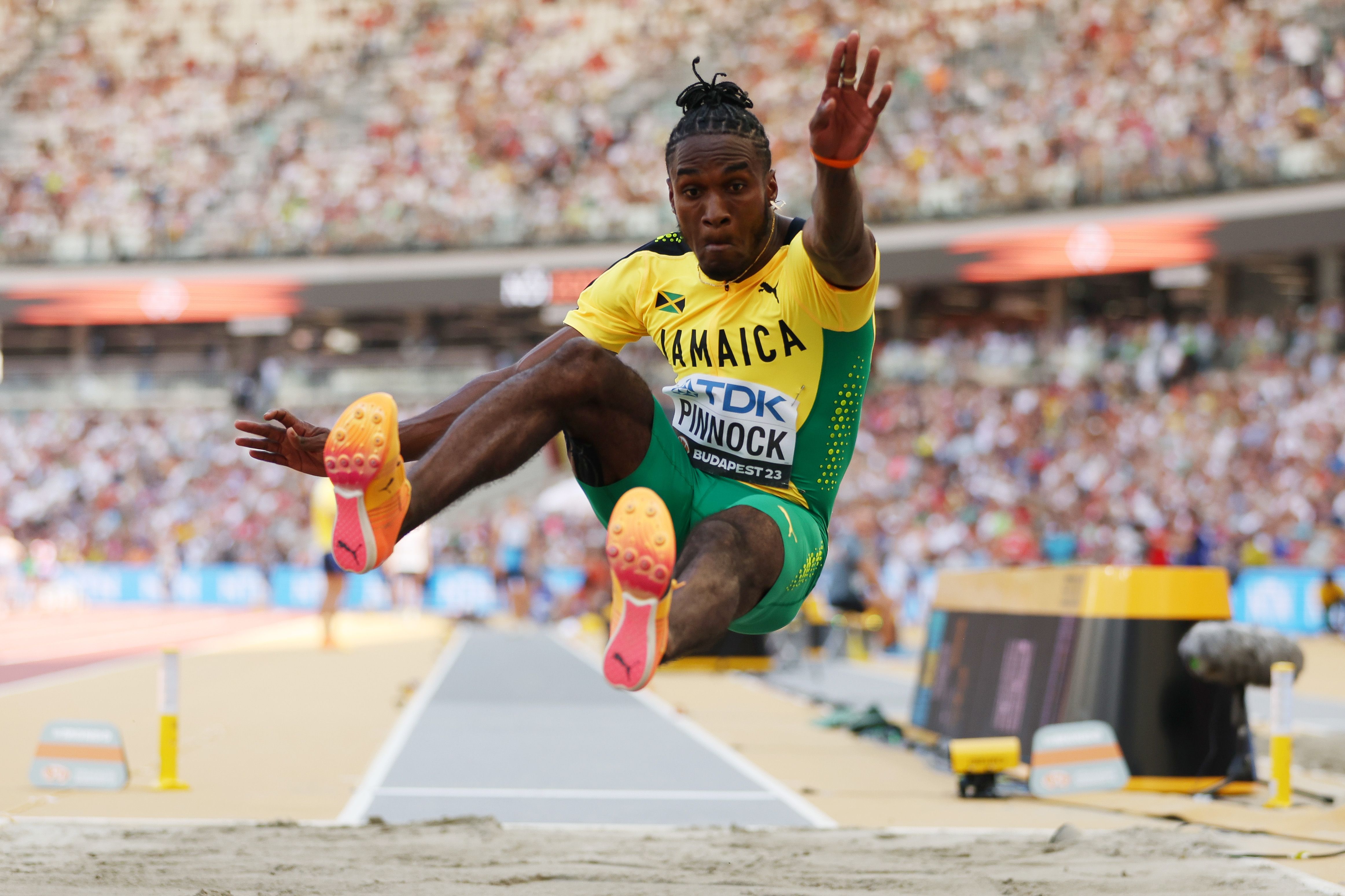 Van Pink en el Mundial de Atletismo de Budapest 23