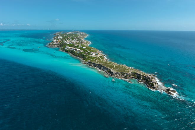 Isla Mujeres ofrece unas vacaciones discretas en Cancún.