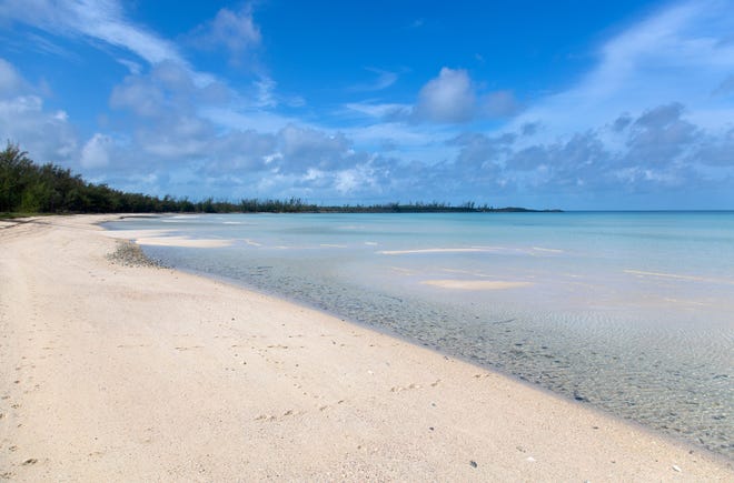 Hermosas playas en Tan Bay, Isla Eleuthera, Bahamas.
