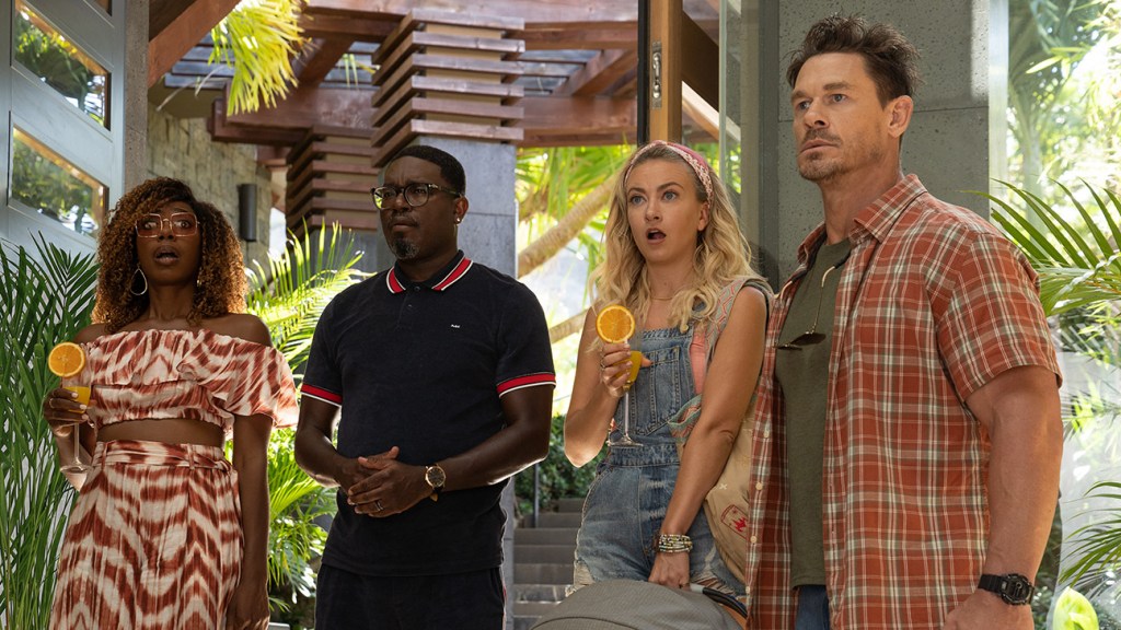 Lil Rel Horry y John Cena en la secuela de Hulu