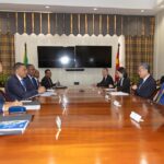 China espera alinear estrategias de desarrollo con Jamaica: China FM-Xinhua