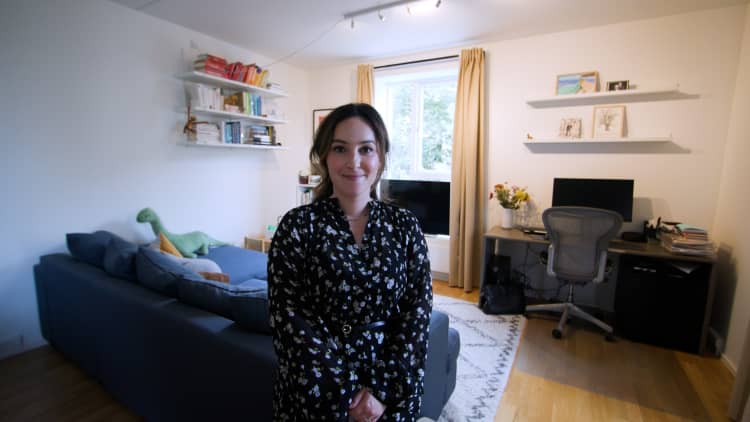 Soy un estadounidense que vive en un apartamento de lujo de dos dormitorios por valor de 2100 dólares al mes en Copenhague, Dinamarca.