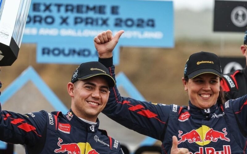 Un podio para Fraser McConnell de Jamaica y su compañera de equipo Laya Sains en Escocia