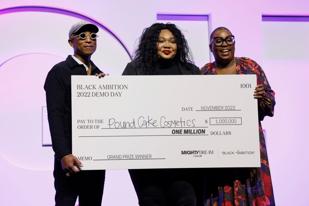 El ganador del Gran Premio Black Ambition 2022, Pound Cake Cosmetics, recibió un premio en efectivo de 1 millón de dólares.