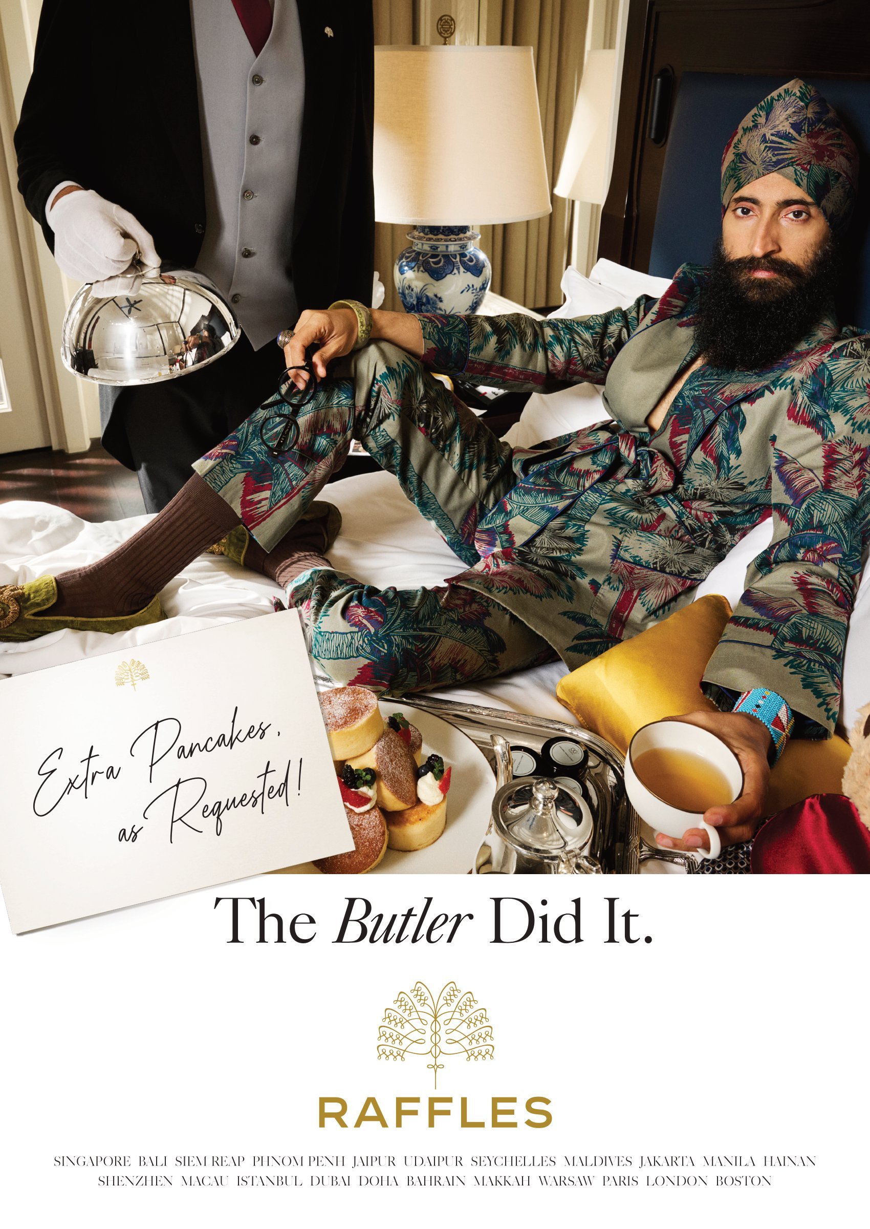 Waris Ahluwalia rifa en una habitación de huéspedes en Singapur — Fuente: Accor
