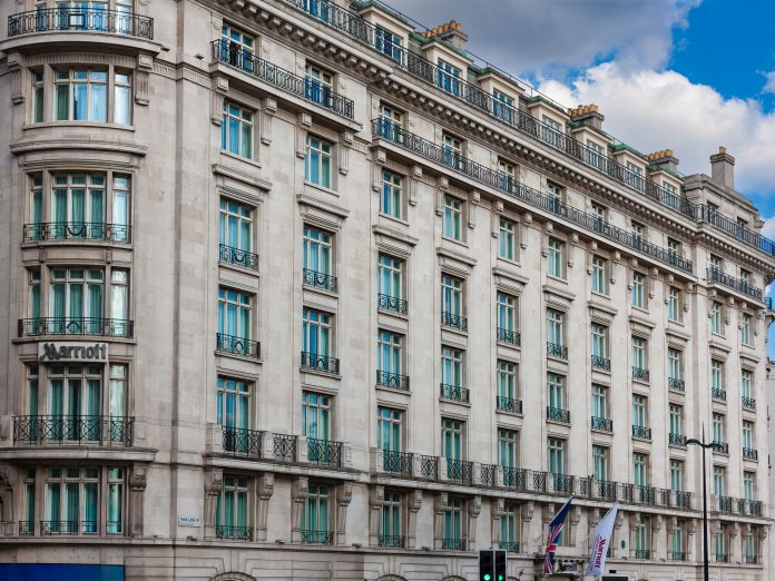 Las empresas estadounidenses KKR y Baupost adquirieron 33 hoteles Marriott en el Reino Unido.