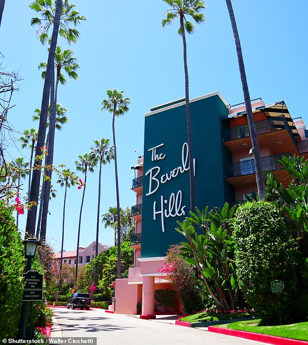 El incendio de Pacific Palisades deja el hotel de Beverly Hills ‘lleno de millonarios’ mientras estrellas como Reese Witherspoon podrían perder sus hogares
