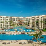 Para obtener hoteles y resorts de juego en pausa caribeña para obtener 6 2.6 mil millones