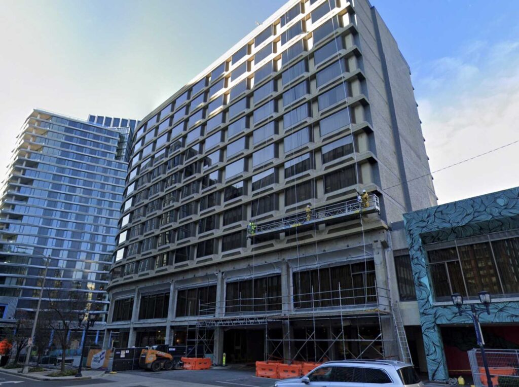 Se espera que la renovación de Crystal City Hotel termine en primavera