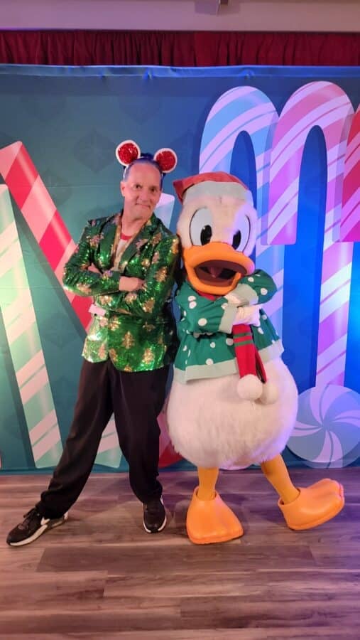 Donald Duck Julie Wood Noche