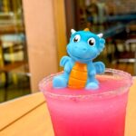 REVISIÓN: Este tratado de Disney World viene con un lindo dragón pequeño. ¿Necesitamos decir más?