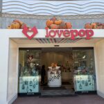 Liu Pop Mikey y las tarjetas emergentes de otoño están disponibles en Disneyland Resort